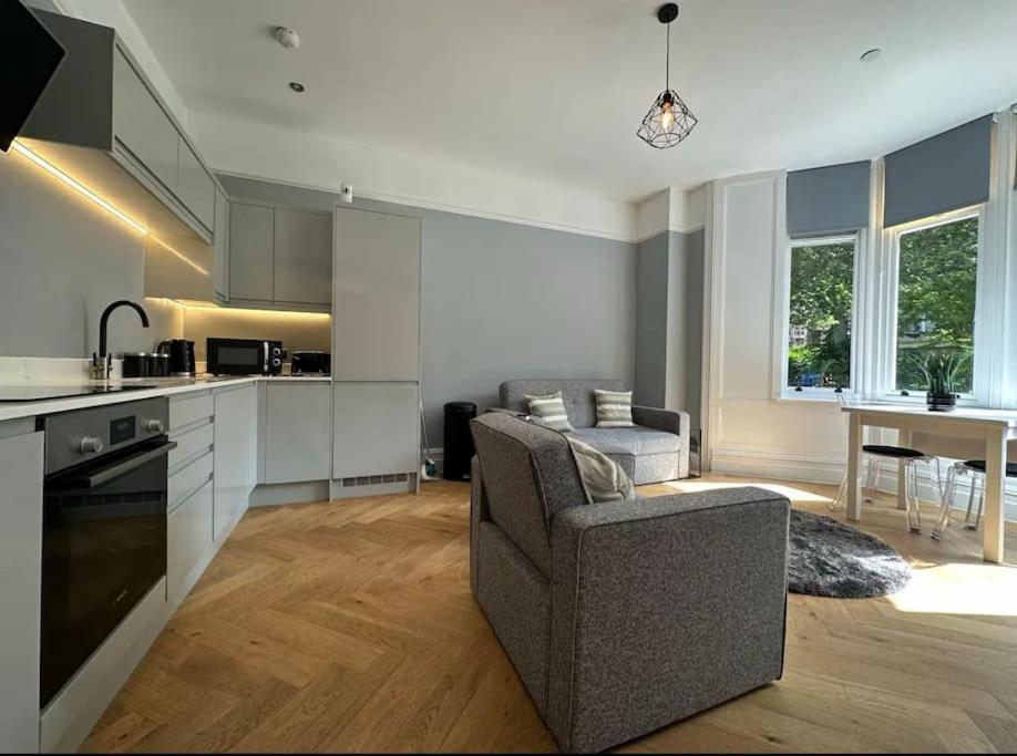 Superior Stay, Sophia Gardens, City Centre And Stadium Sleeps 4 카디프 외부 사진